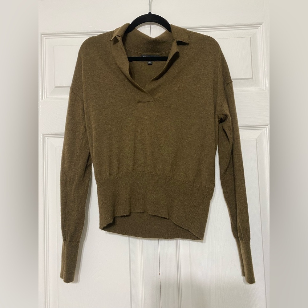 Banana Republic Women's Brown Sweater 100% merino wool size S